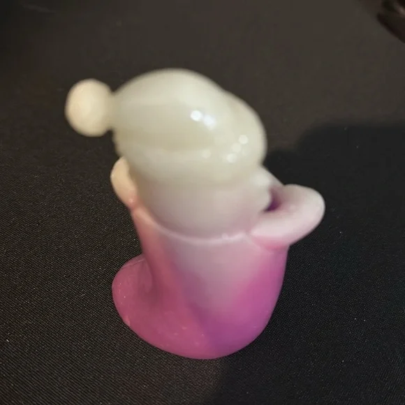 Adorable luminous resin Santa with an open stocking - Picture 3 of 7